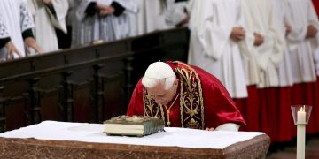 Benedicto XVI pide perdón por los abusos y errores bajo su responsabilidad