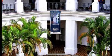 Evalúan patrimonios del casco urbano de San Cristóbal para su recuperación