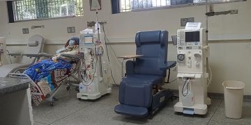 La elección de comprar medicamentos o ahorrar dinero pone en riesgo la vida de algunos pacientes 