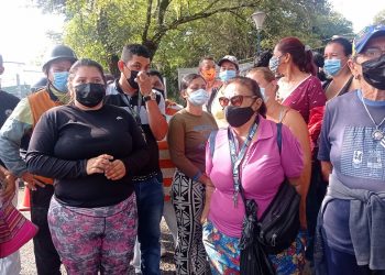 Trabajadores informales reclaman por su derecho al trabajo 