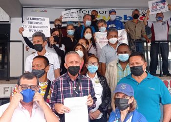 En Táchira trabajadores de la administración pública exigen mejoras salariales ante la Defensoría del Pueblo