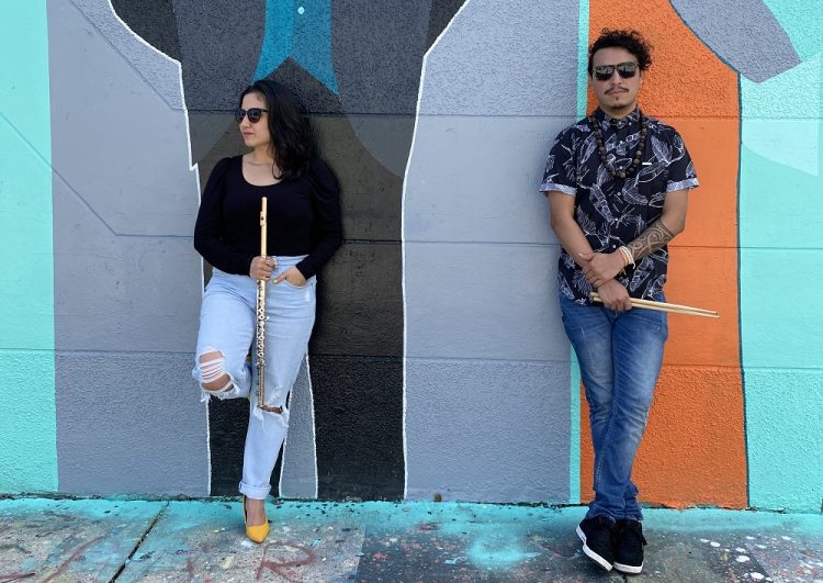 la flautista Eva Moreno y el baterista Yilmer Vivas, músicos tachirenses radicados en Miami.