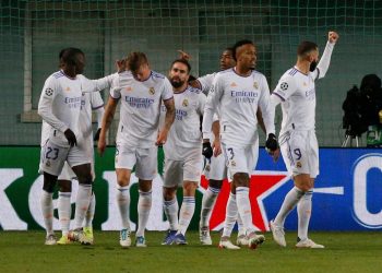 Real Madrid  desafía este martes al París SG