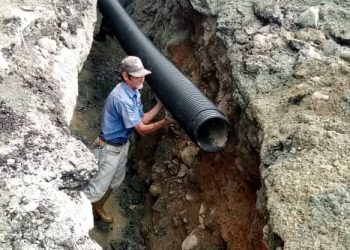 Rehabilitan tuberías de aguas servidas y aguas blancas en Boconó