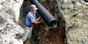 Rehabilitan tuberías de aguas servidas y aguas blancas en Boconó