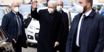 Mattarella jura de nuevo su cargo, respetando el protocolo y las medidas anticovid