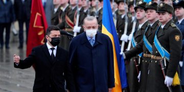 Erdogan apela al diálogo para rebajar las tensiones entre Ucrania y Rusia