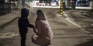 Explosiones en Kiev, batalla dura en las afueras