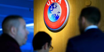 Los clubes europeos perdieron 7.000 millones de euros por la covid y subieron los salarios de los jugadores