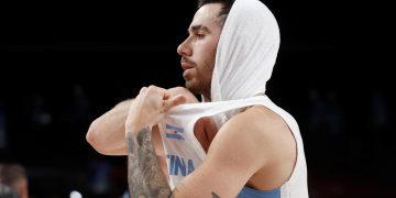 Argentina cae con Venezuela y Brasil se aferra a la cima tras ganar a Uruguay