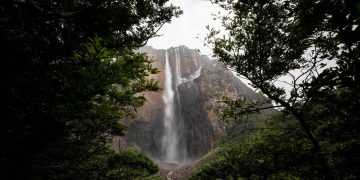 La AN supervisa acciones ante el posible daño al Parque Nacional Canaima