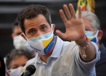 Guaidó cree que la detención de funcionarios chavistas es un «pase de factura»