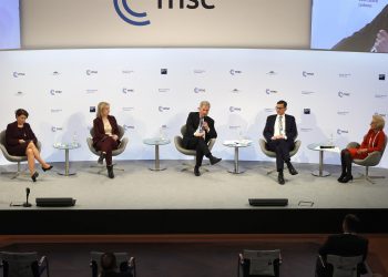 Ministros de Exteriores del G7 piden a Rusia señales de desescalada