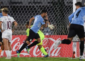 Uruguay le dio un baño a Venezuela y la goleó 4-1 en Montevideo