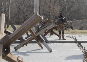 Defensa de Ucrania confirma la «retirada parcial» de unidades rusas en Kiev