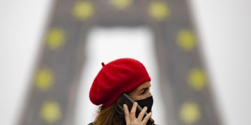 Francia eliminará la mascarilla y el certificado covid el 14 de marzo