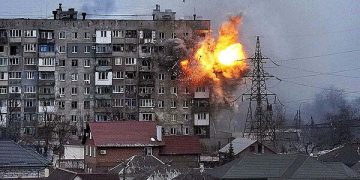 Casanova: “Venezuela debe sustituir el contrabando por la producción para enfrentar la guerra mundial”