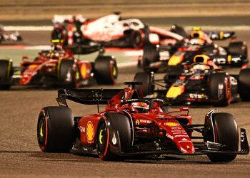 Ferrari reinó en Bahrein y se quedó con el 1-2 con Leclerc triunfante