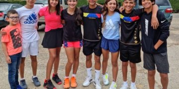 18 Noveles tenistas representan a Trujillo en Campeonato Regional 