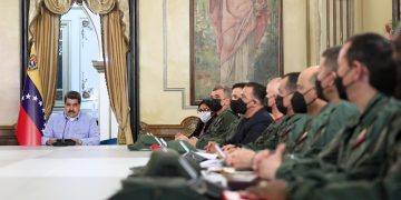 Maduro dice que transmitió a la delegación de EE.UU. su voluntad de avanzar en la paz