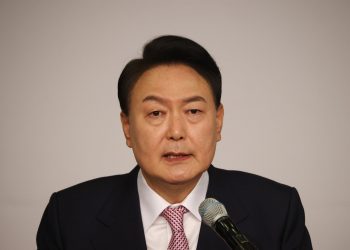 El nuevo presidente surcoreano tiende la mano a Pionyang tras su ajustada victoria