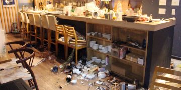 Un fuerte terremoto de magnitud 7,3 sacude Fukushima y revive los temores de 2011