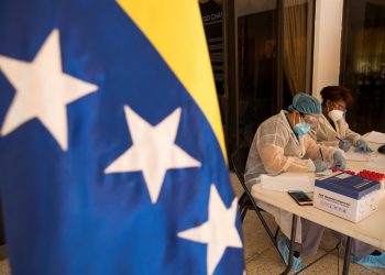 Venezuela registra 5.677 muertes por covid-19