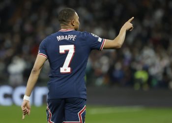 Mbappé planta cara a los patrocinadores