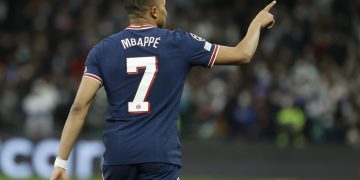 Mbappé planta cara a los patrocinadores