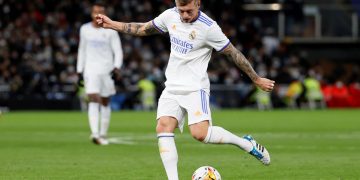 Kroos se prueba con el grupo en vísperas del PSG