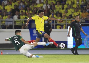 Morelos, por lesión, y Cuadrado, por amarillas, ausentes contra Venezuela