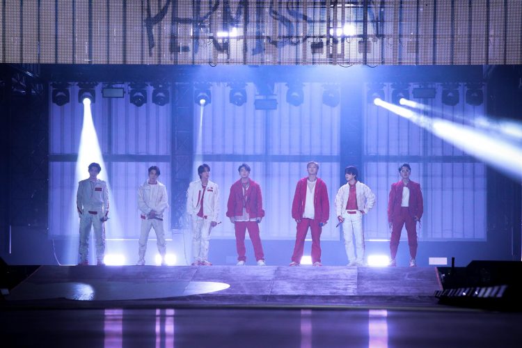 La banda surcoreana BTS retornó a lo grande al Estadio Olímpico de Seúl para ofrecer su primer concierto en suelo patrio en dos años, el 10 de marzo de 2022. EFE/BIGHIT MUSIC