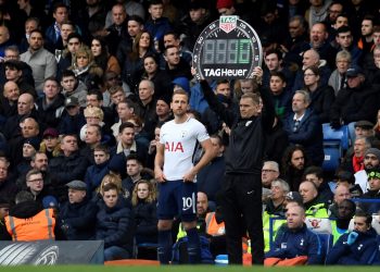 La Premier League acepta los cinco cambios por partido