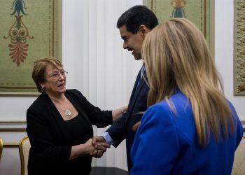 Maduro y Bachelet revisan asistencia para «garantizar» justicia en Venezuela