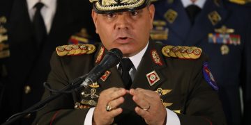 Vladimir  Padrino rechaza las sanciones como respuesta a los conflictos