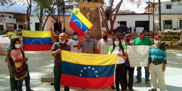 Pocos asistentes a la protesta por un salario justo