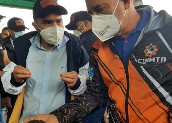 Gobernación protegerá a familias que explotan minas de carbón y fosforita