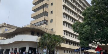 Bernal pide todo el peso de la ley a quien incurra en delitos en el hospital central a propósito de dos detenciones