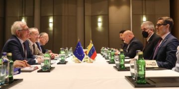 Venezuela dice que es un «aliado» de Rusia pero puede hacer negocios con EEUU