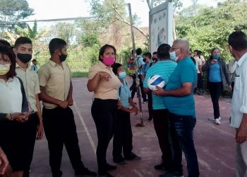 Inspeccionan centros educativos y deportivos del municipio Andrés Bello