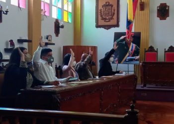 Con el voto favorable de la oposición el Clebm aprobó recursos para rehabilitar acueductos