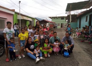 Niños de la comunidad 7 Colinas disfrutaron del Carnaval