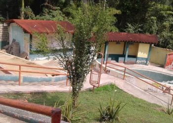 Remodelan  Piscina de aguas termales de Motatán