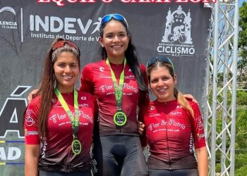 ENTRERUEDAS / Team Café Flor de Patria se lució en Clásico Ciudad de Valencia
