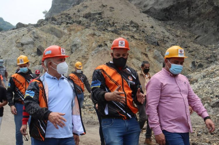 En el marco de los 100 días del Plan de Gobierno, que desarrolla el gobernador tachirense, Freddy Bernal, se reactivó la mina “La Gotera “