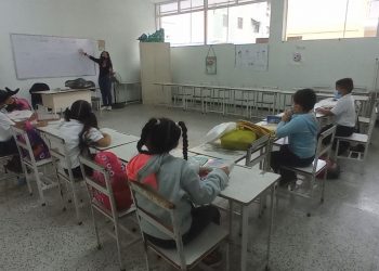 Abren procedimientos administrativos a docentes que no asisten a las aulas de clase