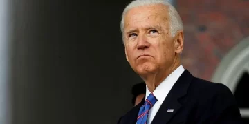 Biden «no se retracta» de haber dicho que Putin no puede permanecer en el poder
