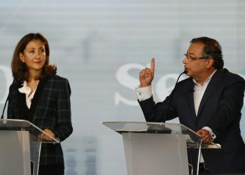 Ingrid Betancourt enciende la campaña presidencial al hablar de la salud mental de Petro