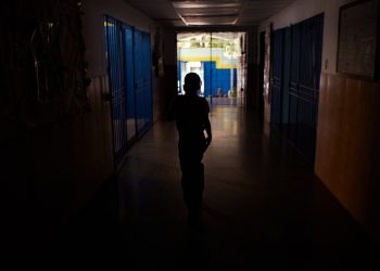 El acoso escolar deja secuelas emocionales en la adultez, alerta especialista