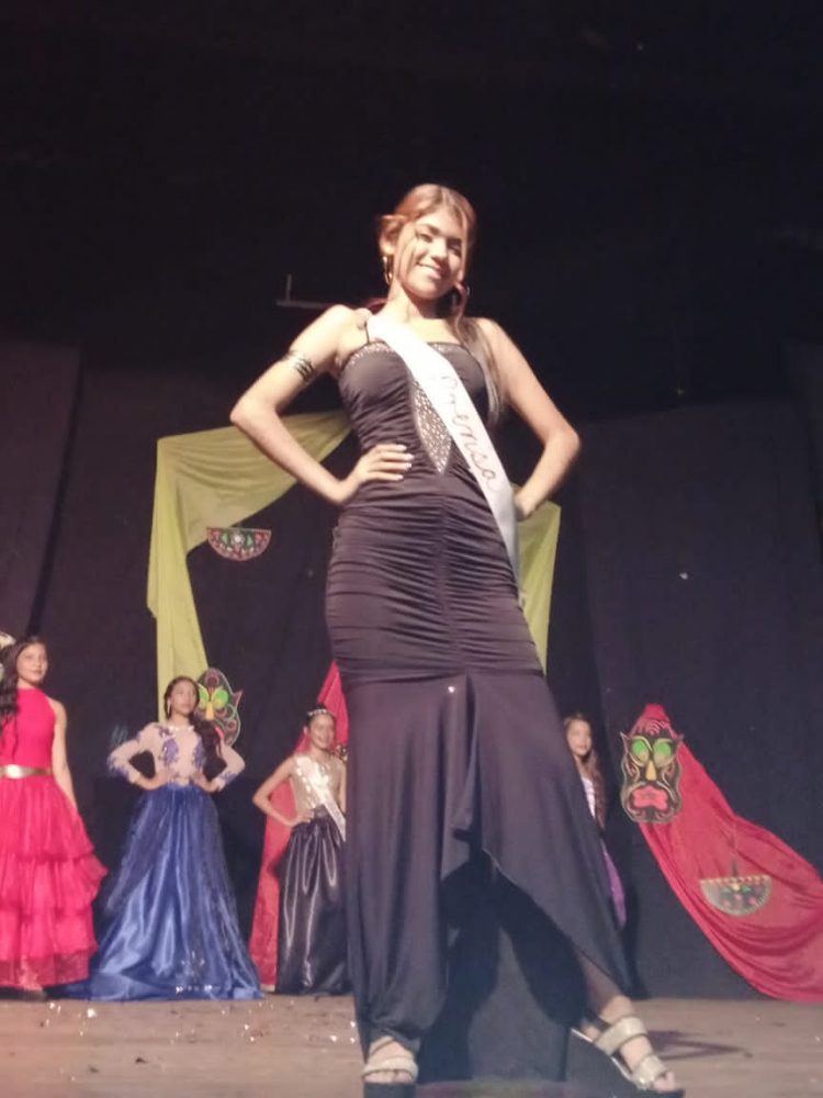 Sofía, Victoria y Anailu fueron las Reinas de la Casa de los Saberes Josefa Sulbarán